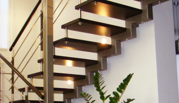 Подсветка лестницы